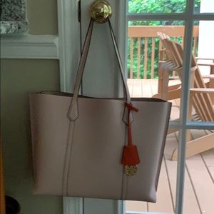 TB Perry Triple Compartment Tote - Shell Pink